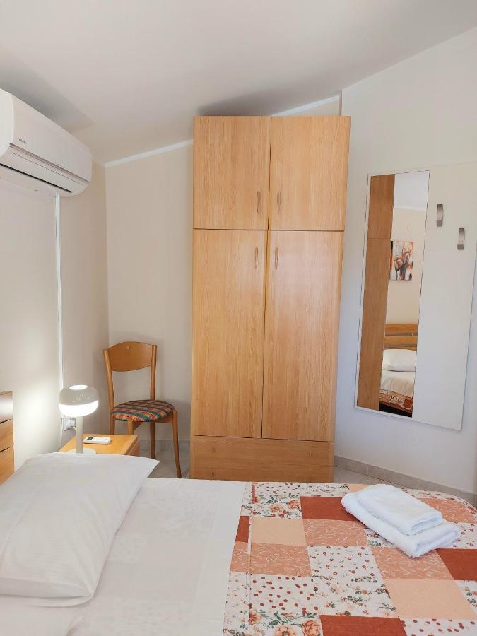 Apartment Kiwi Rabac Exterior foto